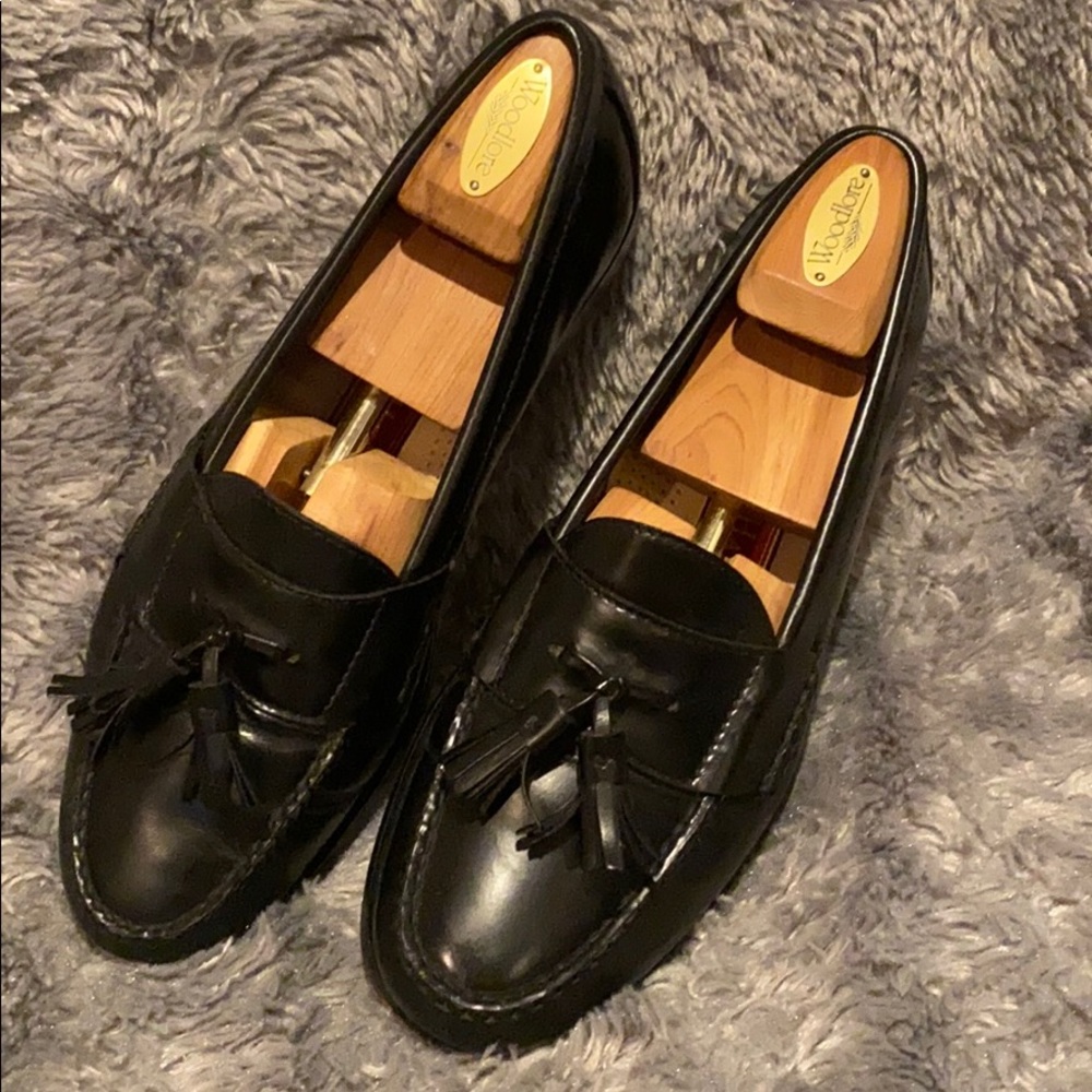 Men’s Cole Haan dress shoes